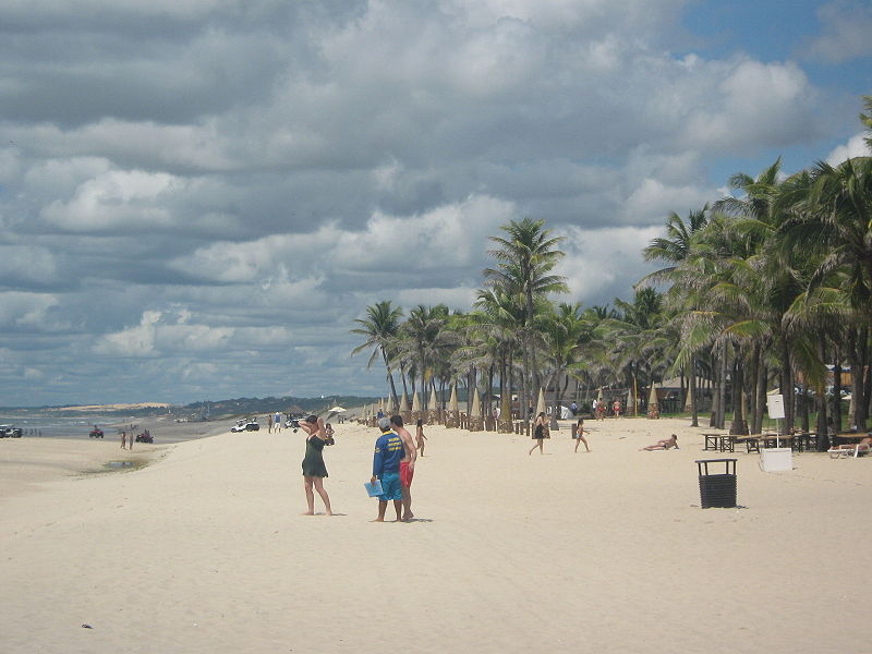 File:Praia de Porto das Dunas 6.jpg