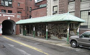 West portal on North Main Street (2007)