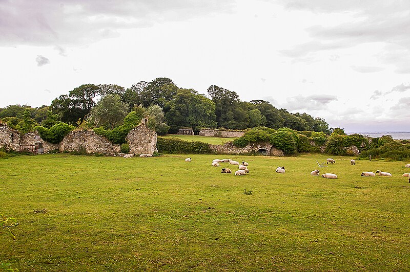 File:Quarr Abbey remains - geograph.org.uk - 5708888.jpg