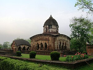 Radhamadhab Temple Arnab Dutta 2011.JPG
