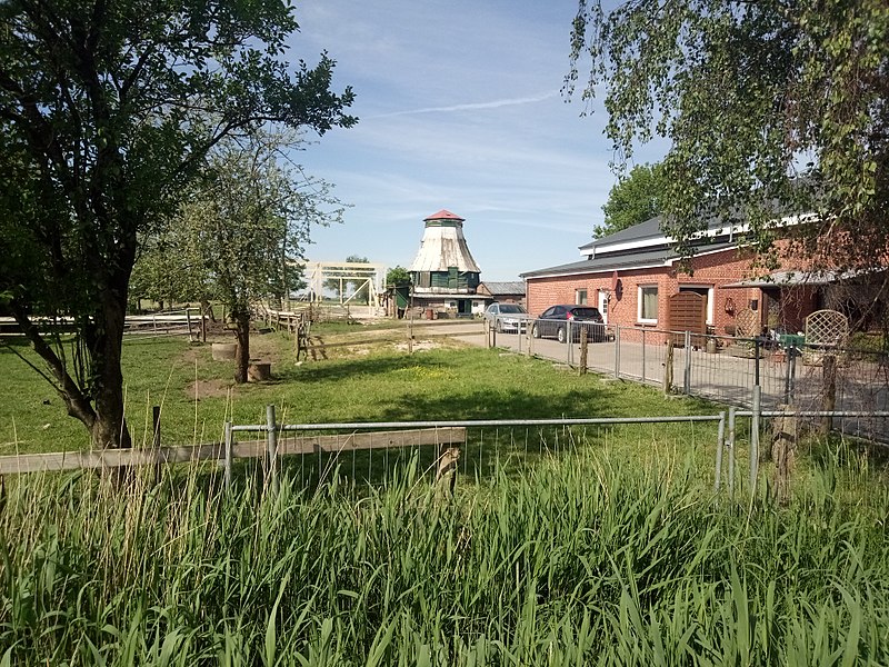 Податотека:Ramhusen Holländerwindmühle 1.jpg