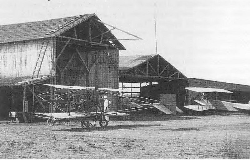 File:Rockwell Field hangars - 1912.jpg