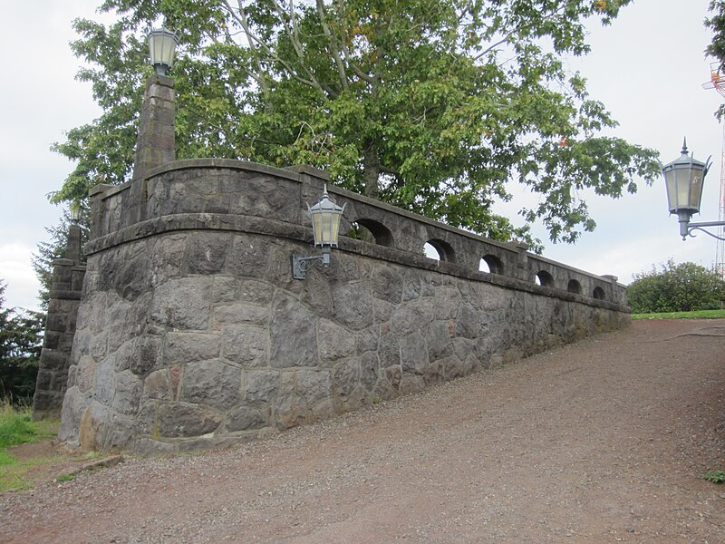 File:Rocky Butte, Portland, October 2020 - 03.jpg