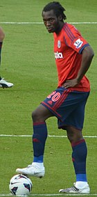 Lukaku playing for West Bromwich Albion in 2012 Romelu Lukaku kick off Fulham v WBA (cropped).jpg