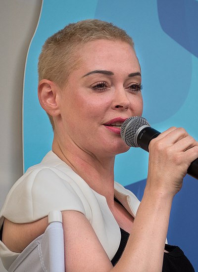 Rose McGowan Net Worth, Biography, Age and more