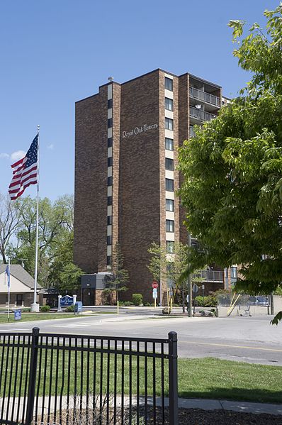 File:Royal Oak Towers - Royal Oak Charter Township, Michigan.jpg