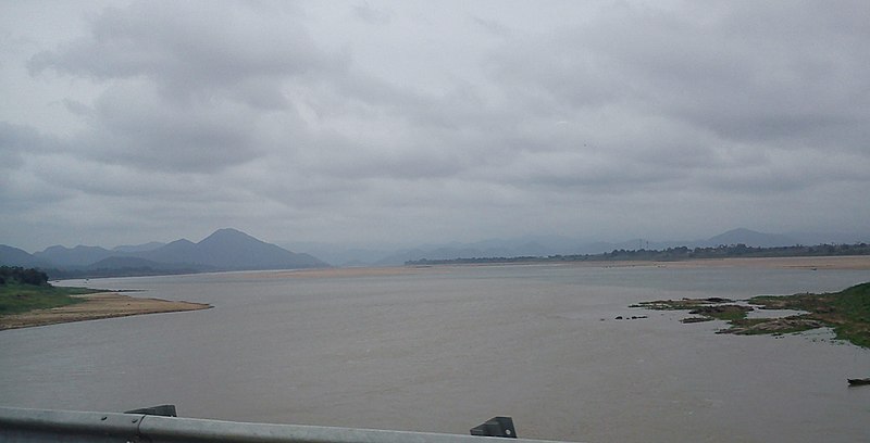 File:Sabari river near Kunavaram 01.jpg