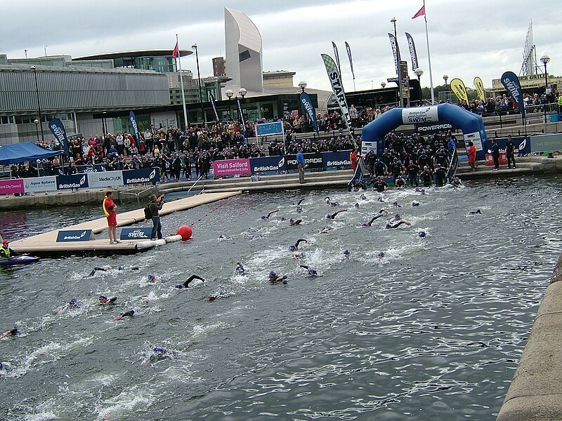 File:Salford Quays- Swim Start 5274.JPG