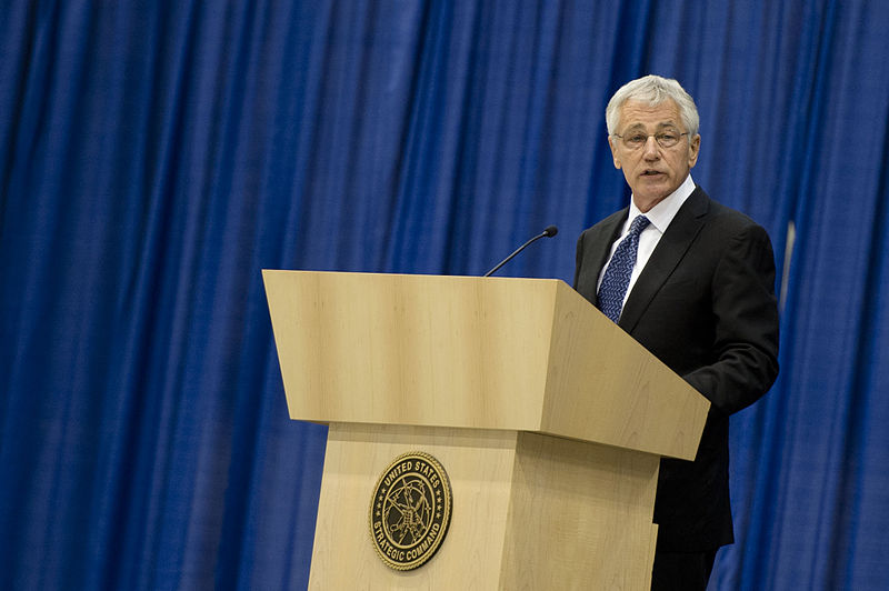 File:Secretary of Defense Chuck Hagel delivers remarks during a change of command ceremony for U.S. Strategic Command Nov. 15, 2013, at Offutt Air Force Base, Neb 131115-D-BW835-246.jpg