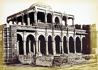 <span class="mw-page-title-main">Shahpur Mosque</span> Mosque in Ahmedabad, Gujarat, India