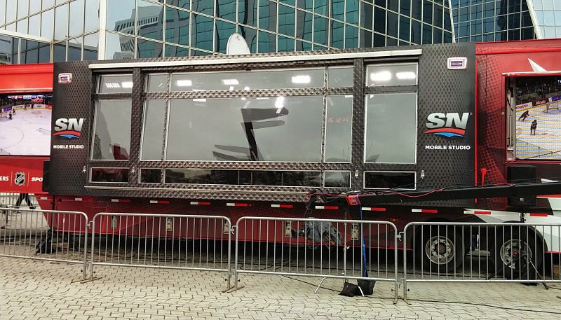 File:Sportsnet Mobile Studio in Regina.jpg