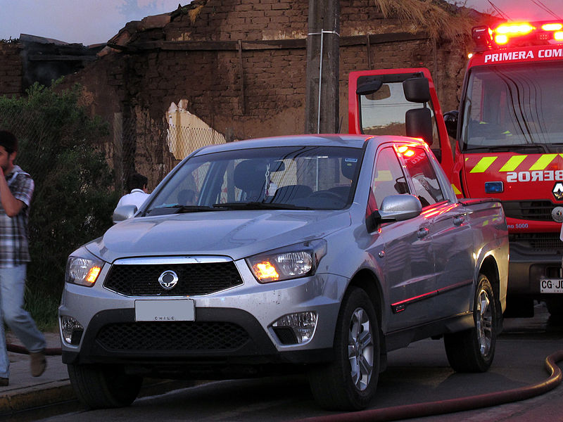 File:Ssangyong Actyon Sports A 200 S 2014 (15598935883).jpg