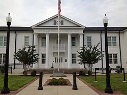 St. Clair County Courthouse in Ashville