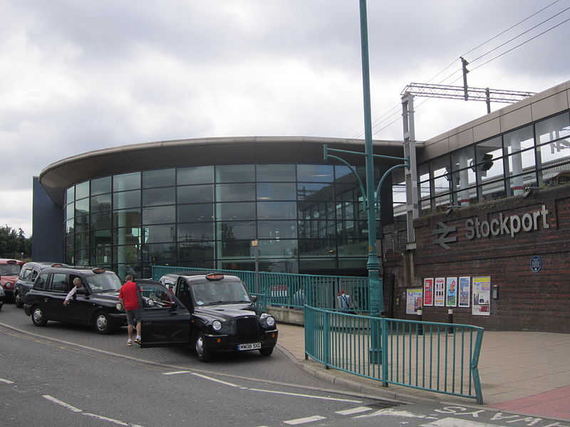 File:Stockport railway station (7).JPG