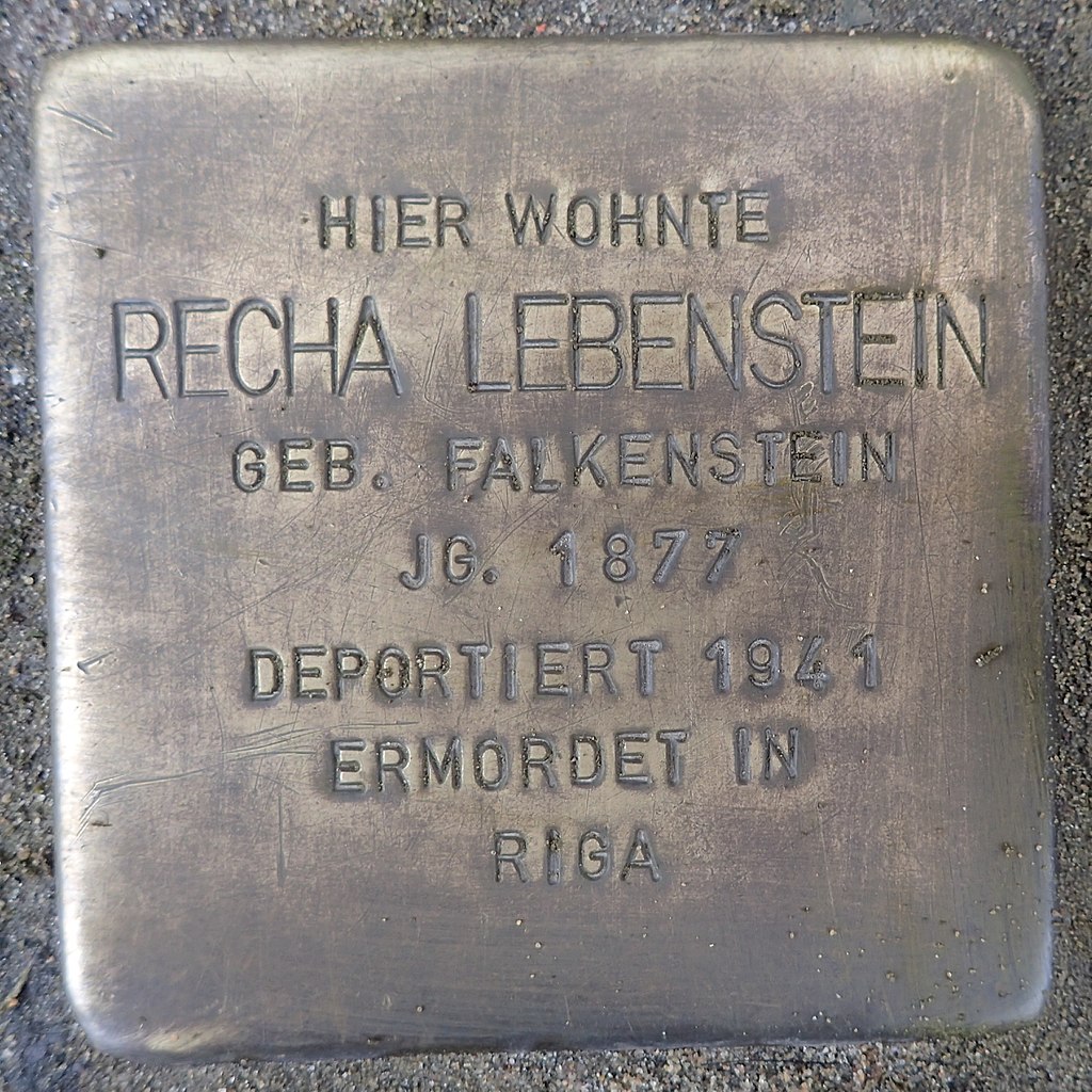 Stolperstein Issum Kapellener Straße 5 Recha Lebenstein.jpg