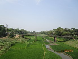 Sutia Fluss stromaufwärts Seite bei Shibganj bazar.JPG