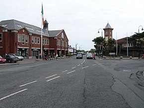 Sutton Cross - geograph.org.uk - 458344.jpg