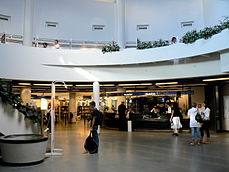 Tampere city library entrance hall.jpg