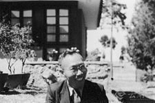 Tang Fei-Fan im Jahr 1944.jpg