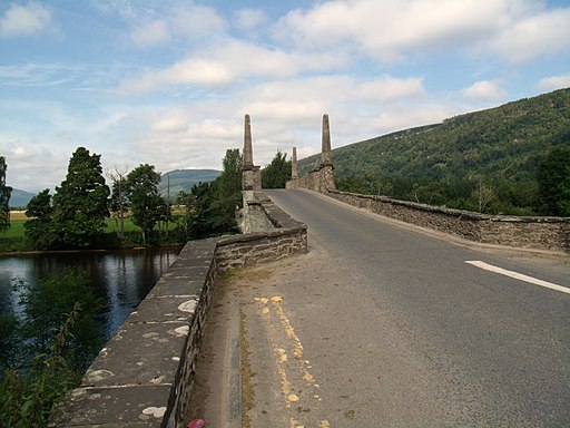 Tay Bridge, Aberfeldy - geograph.org.uk - 2532846