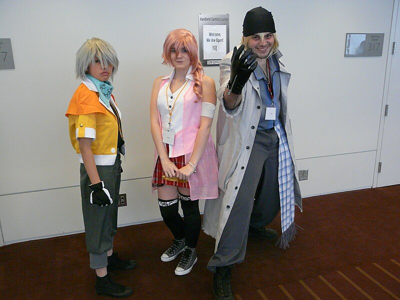 File:Tekkoshocon 2010 cosplay 051.JPG