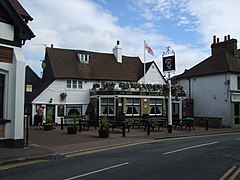 Kings Head pub Bexley High Street (geografiya 2028036) .jpg