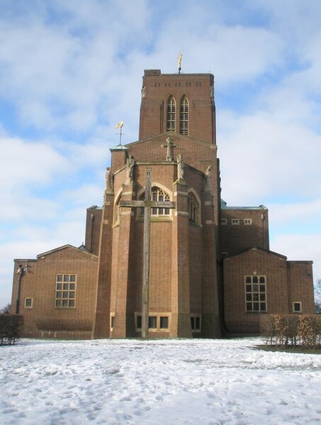 File:The eastern end of Guildford Cathedral in the snow - geograph.org.uk - 1153788.jpg