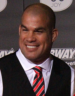 Fortune Salaire Mensuel de Tito Ortiz Combien gagne t il d argent ? 20 000 000,00 euros mensuels