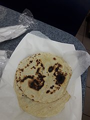 File:Tortillas on comal.jpg - Wikimedia Commons