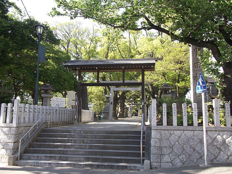 File:Tsukada-jinja Shrine 20140517-02.JPG