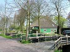 De stolpboerderij De Driesprong, zo genoemd naar de ligging aan een driesprong