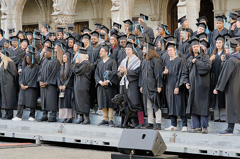 File:ULB 2023 graduation ceremony (DSC07673).jpg