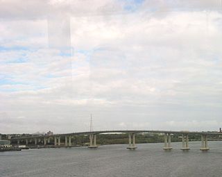 <span class="mw-page-title-main">Victory Bridge (New Jersey)</span> Bridge in New Jersey and Perth Amboy, New Jersey