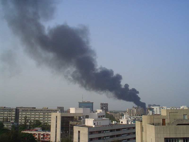 File:Videocon Warehouse Burning Smoke 00339.JPG