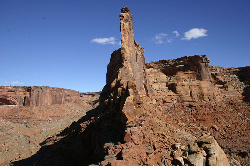 File:View on top of the ridge - panoramio.jpg
