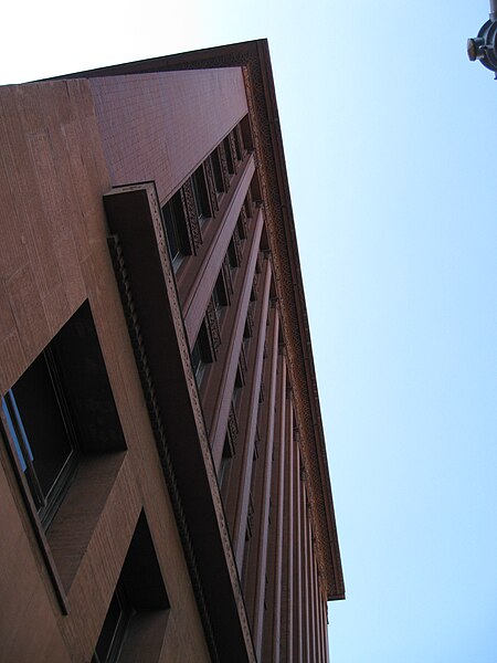 File:Wainwright Building oblique upward.jpg