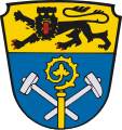 Das seit 1974 verwendete Wappen des Landkreises Weilheim-Schongau übernahm einen Stauferlöwen aus dem früheren Kreiswappen Schongaus.