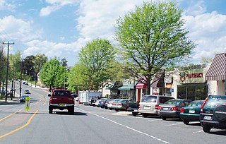 <span class="mw-page-title-main">Westover, Arlington, Virginia</span> Neighborhood in Arlington, Virginia