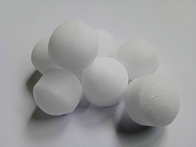 File:White coloured mothball (naphthalene ball) 20230315 180901.jpg