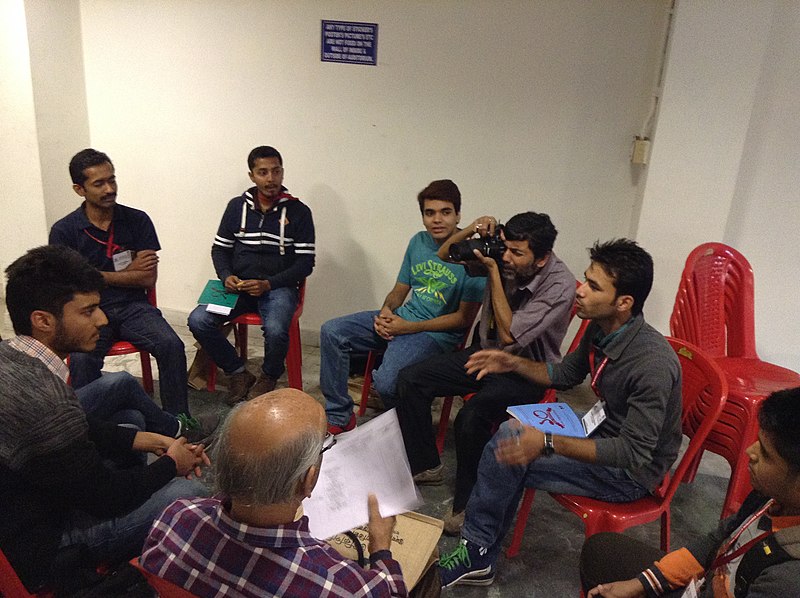 File:Wikiconnect discussion at bnwiki10.jpg