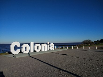 The "Colonia" sign