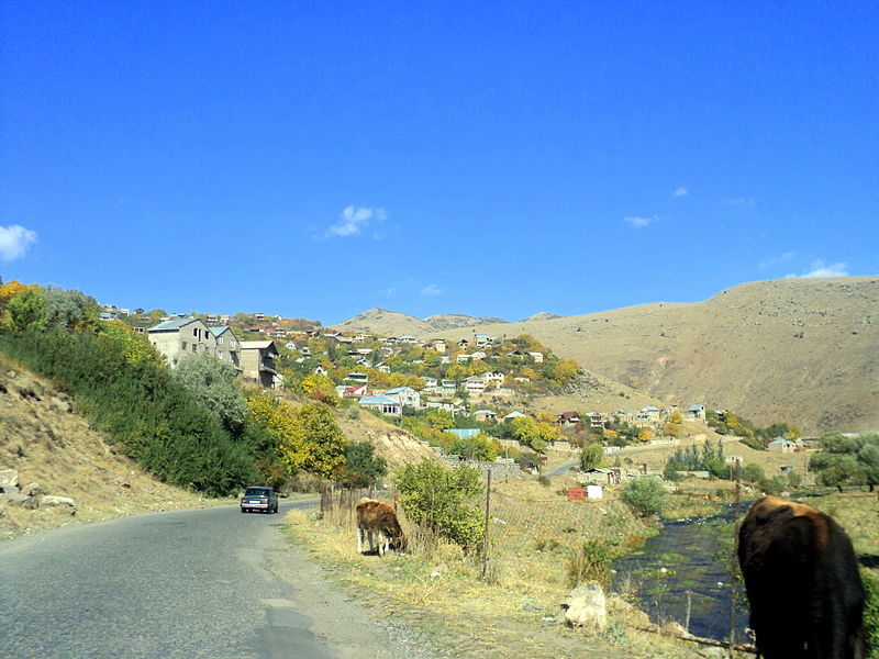 File:Բջնի.JPG