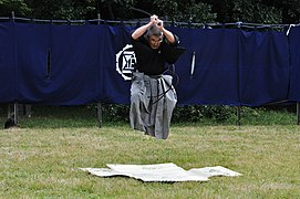 秋の大祭での古武道奉納（2012年11月2日撮影）