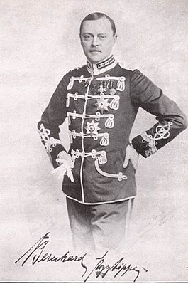 Принц Бернард в 1909 году.