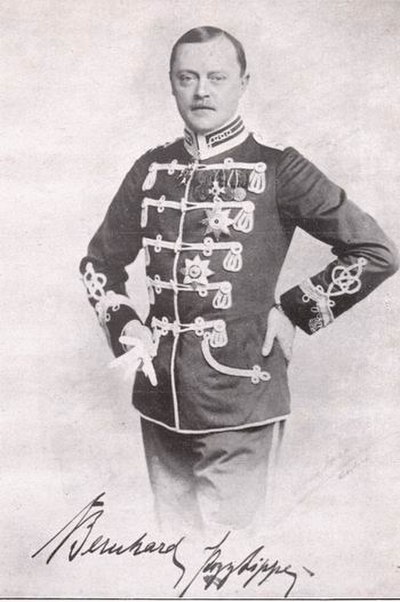 Bernhard's father, Prince Bernhard of Lippe