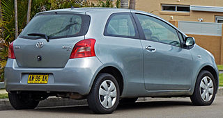 2005-2008 Toyota Yaris (NCP90R) YR 3-door hatchback 04