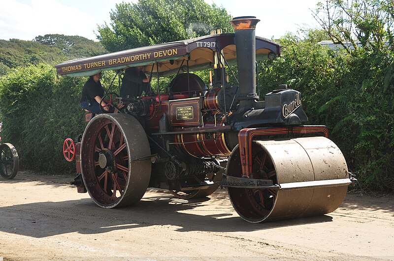 File:2012 Cornish Steam and Country Fair, Stithians (5383).jpg