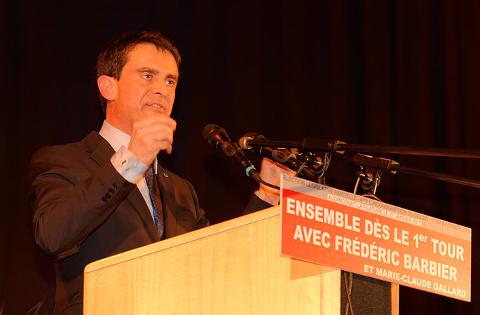 Manuel Valls, à la tribune.