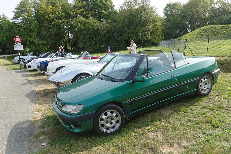 File:2017-08-27 10-04-37 fete-cabriolet-belfort.jpg