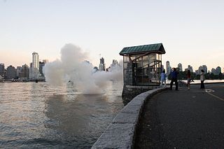 9 OClock Gun Cannon in Vancouver that fires daily